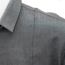 Load image into Gallery viewer, Bamboo Blend Button Up Shirt