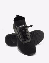 Load image into Gallery viewer, Zoku Reebok Black Running Trainers