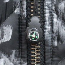 Load image into Gallery viewer, Black Printed Down Bomber Jacket

