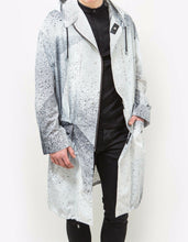 Load image into Gallery viewer, White Spray Paint Effect Lightweight Parka
