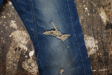 Load image into Gallery viewer, Stonewashed Distressed Slim Leg Buckleback Denim Jeans
