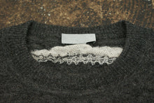 Load image into Gallery viewer, Dove Pattern 100% Alpaca Sweater Jumper
