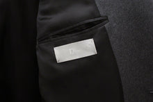 Load image into Gallery viewer, Blazer Jacket With Inverted Details
