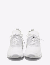 Load image into Gallery viewer, Zoku Reebok White Running Trainers
