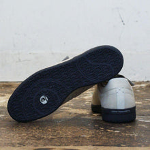 Load image into Gallery viewer, New Court V Trainers Grey Trainers
