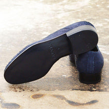 Load image into Gallery viewer, Blue Distressed Leather Lace Up Shoes
