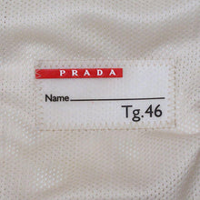 Load image into Gallery viewer, Mesh Lined Gore Windstopper Jacket
