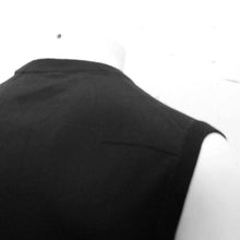 Load image into Gallery viewer, Sleeveless Jumper With Triangle Detail
