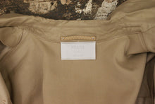 Load image into Gallery viewer, Beige Cotton Silk Twill Denim Style Jacket
