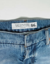 Load image into Gallery viewer, Rockstud Untitled Light Blue Stonewash Denim Jeans
